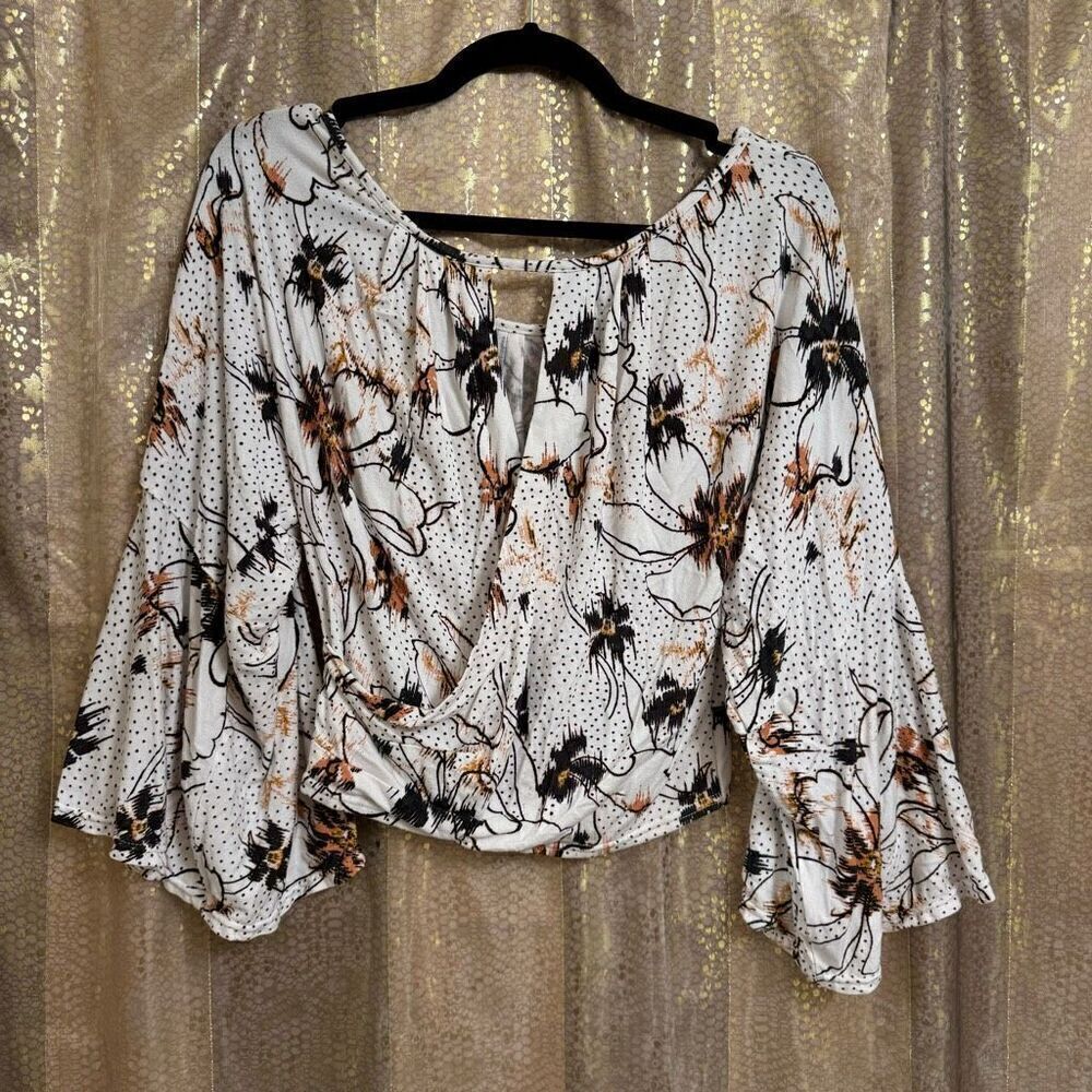 Free People Last Time Draped Bell Sleeve‎ White Floral Boho Surplice Top Small